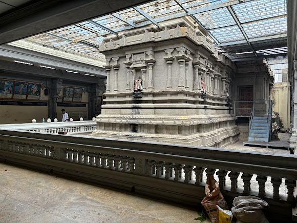 Vishnu Temple, photo 1 of 10