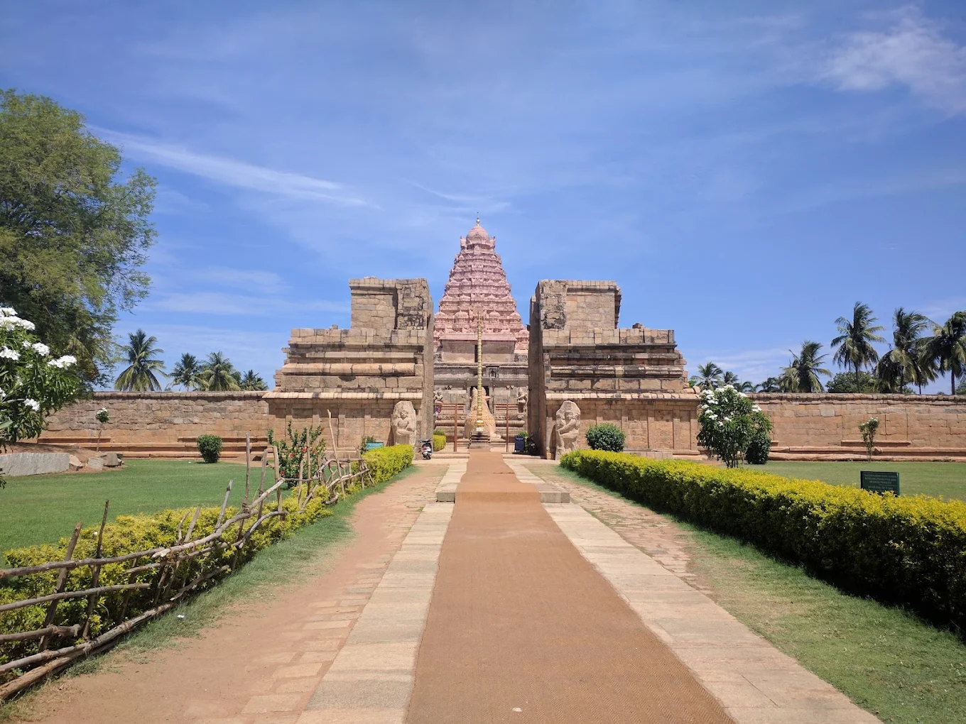 Arulmigu Peruvudaiyar Temple (Gangaikonda Chozhapuram), photo 1 of 10