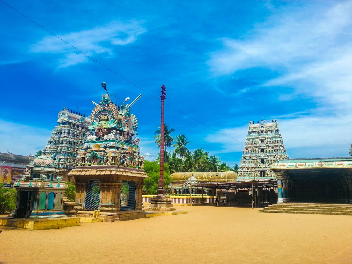 Thenupureeswarar and Durgai amman temples, photo 2 of 12