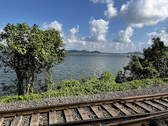 Kolavai Lake, photo 4 of 7