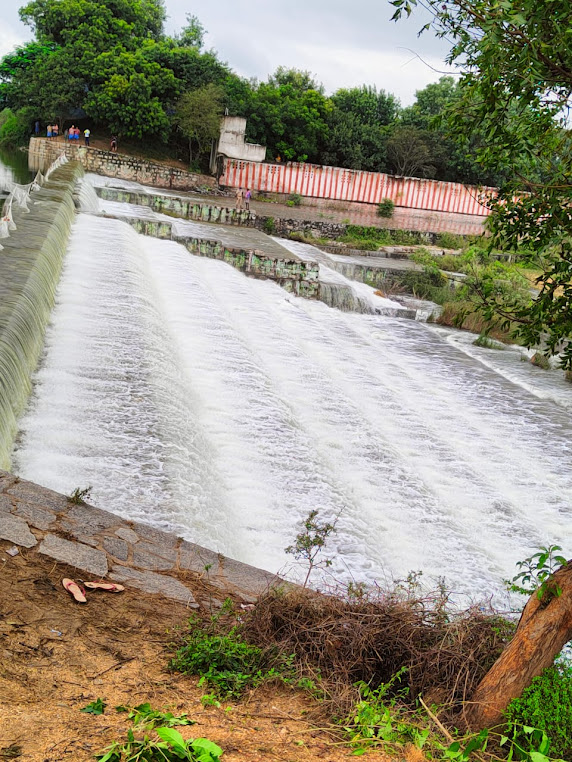 Mahendravadi Lake, photo 2 of 6