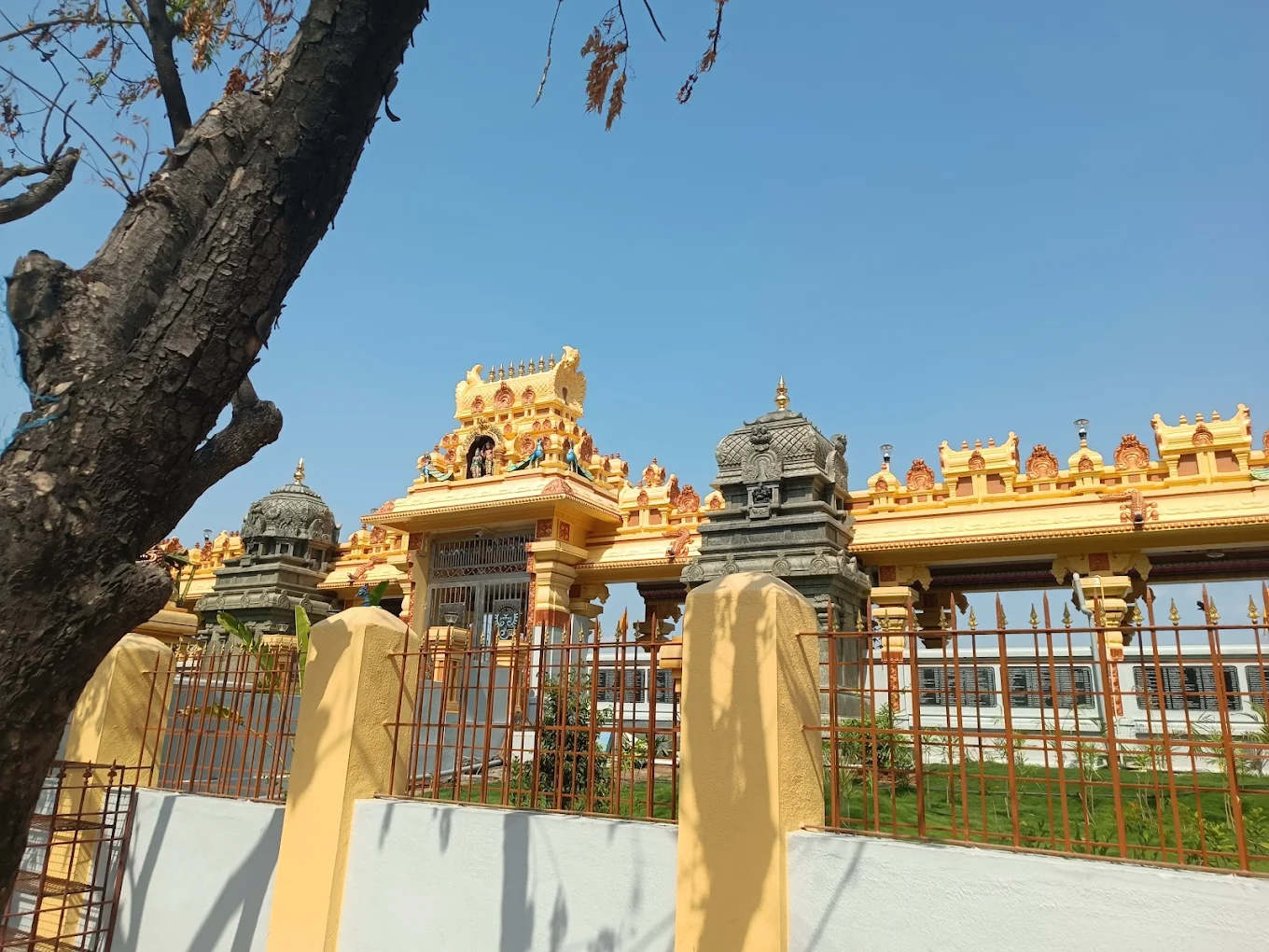 Ratnagiri Arulmigu Murugan Temple, Vellore, photo 1 of 10