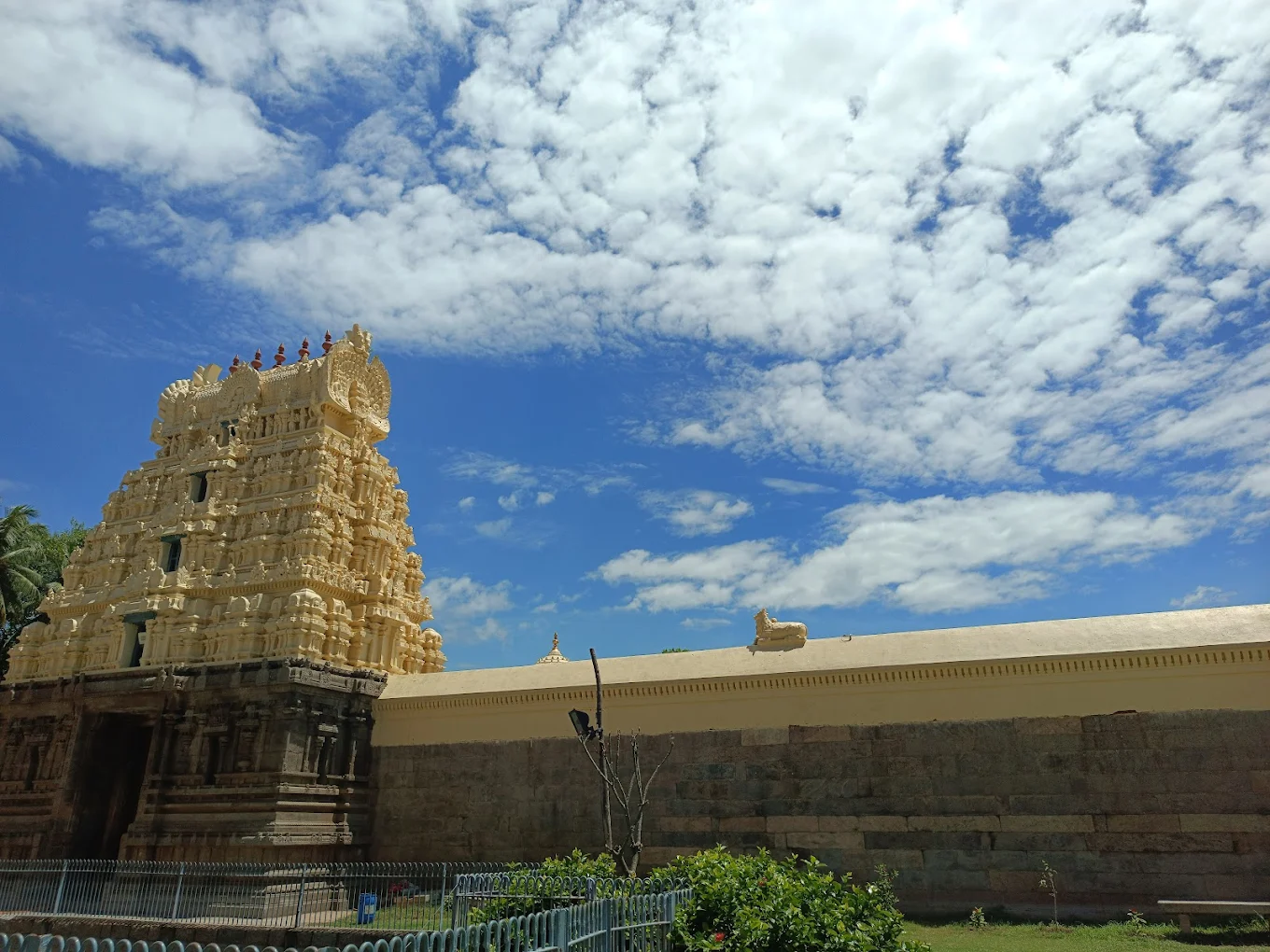 Jalakandeswarar Temple, Vellore, photo 3 of 11