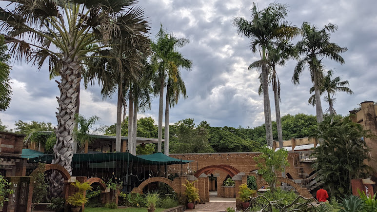 Auroville, photo 4 of 9