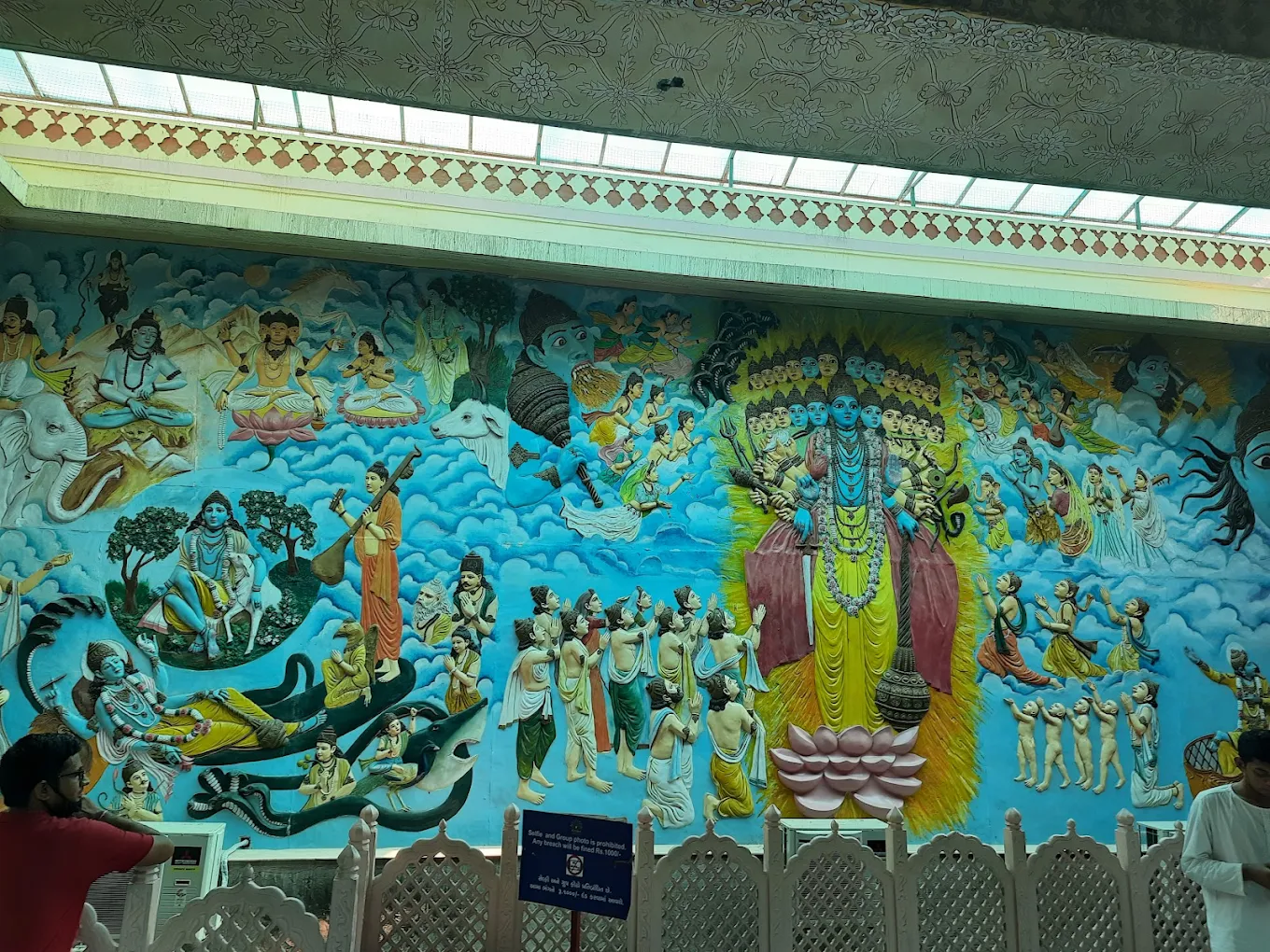 ISKCON Temple, Ahmedabad, photo 3 of 9