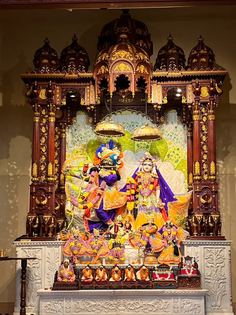 ISKCON Temple, Ahmedabad, photo 4 of 9
