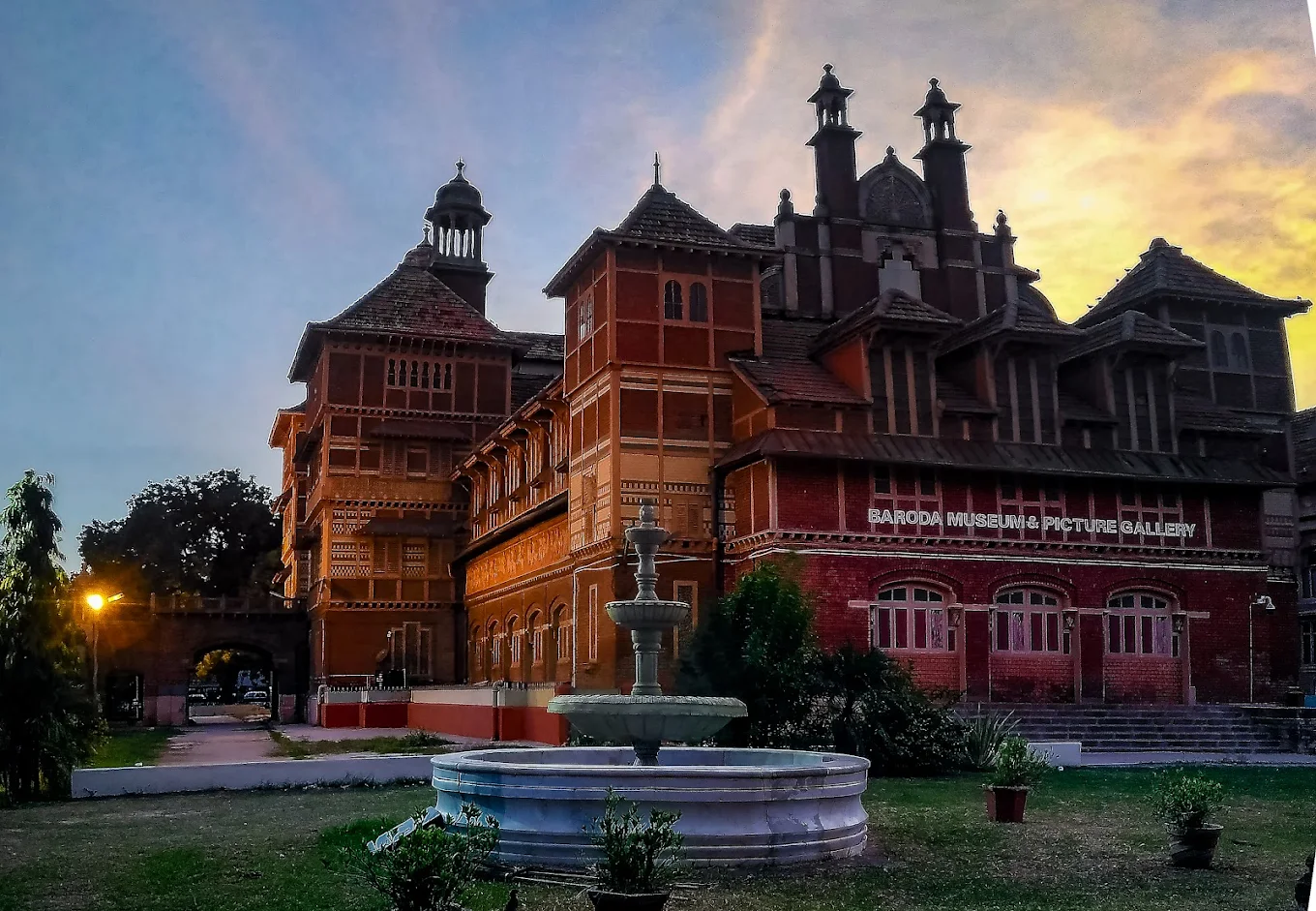 Baroda Museum & Picture Gallery, photo 1 of 11