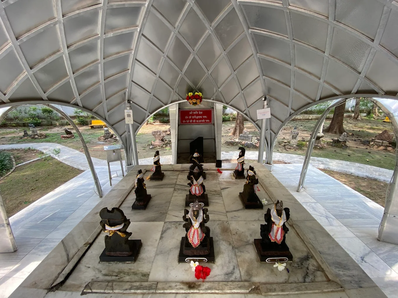 EME Temple, photo 3 of 10
