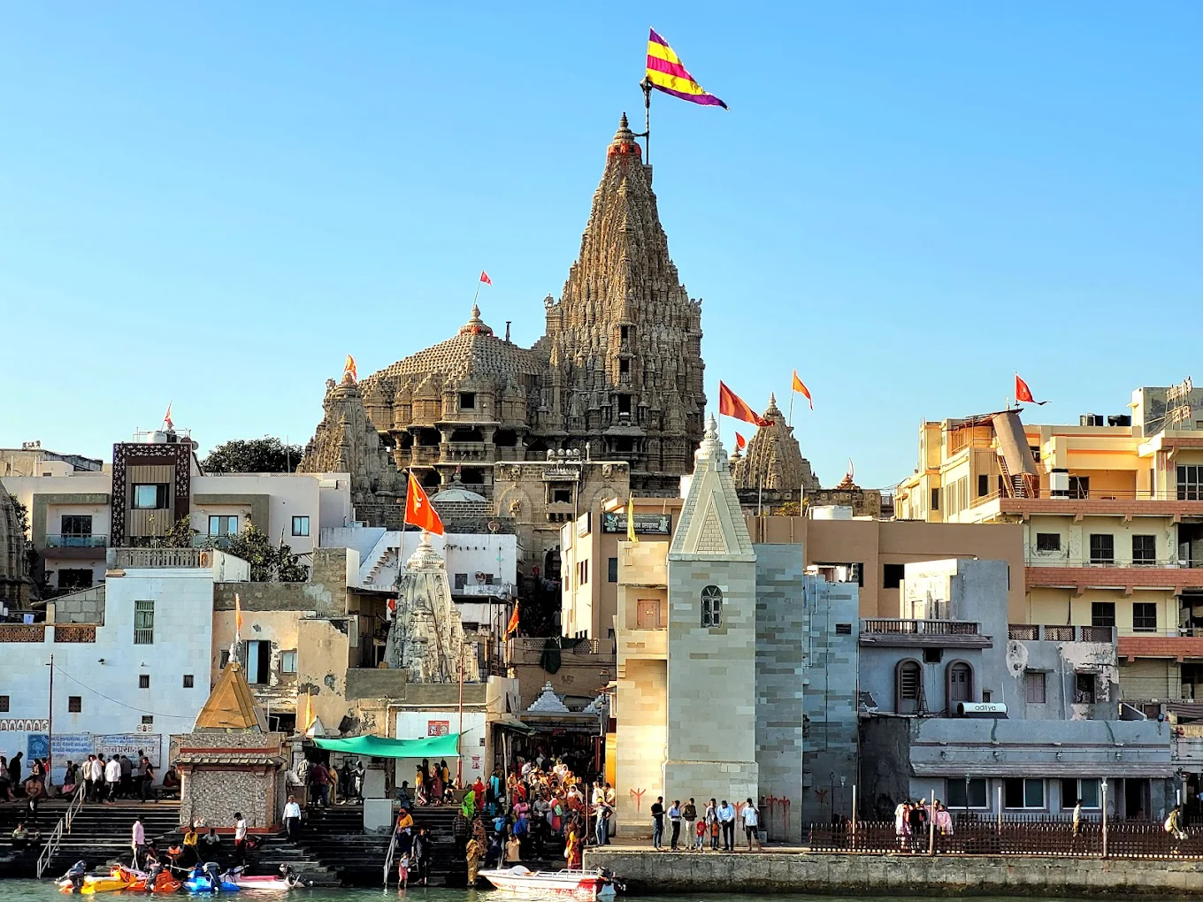 Dwarkadhish Temple, photo 3 of 10