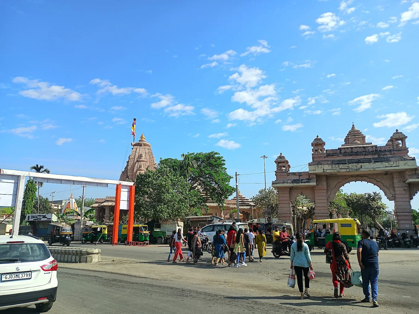 Bhalka Tirth Temple, photo 3 of 11