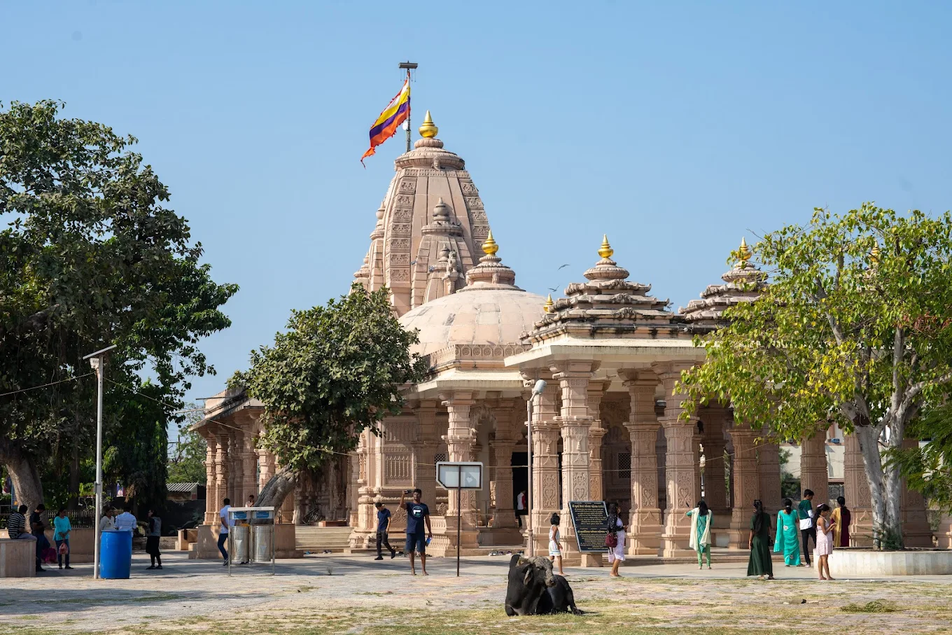 Bhalka Tirth Temple, photo 4 of 11