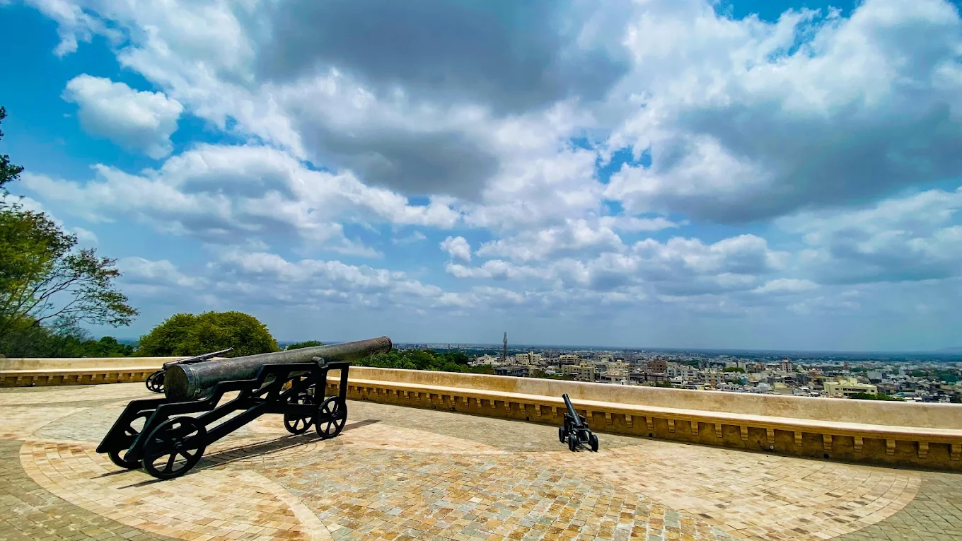 Uparkot Fort, photo 3 of 13