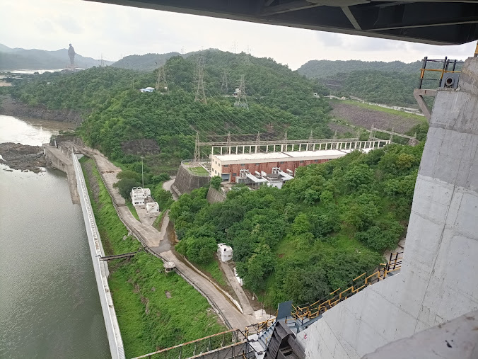 Sardar sarovar dam, photo 1 of 7