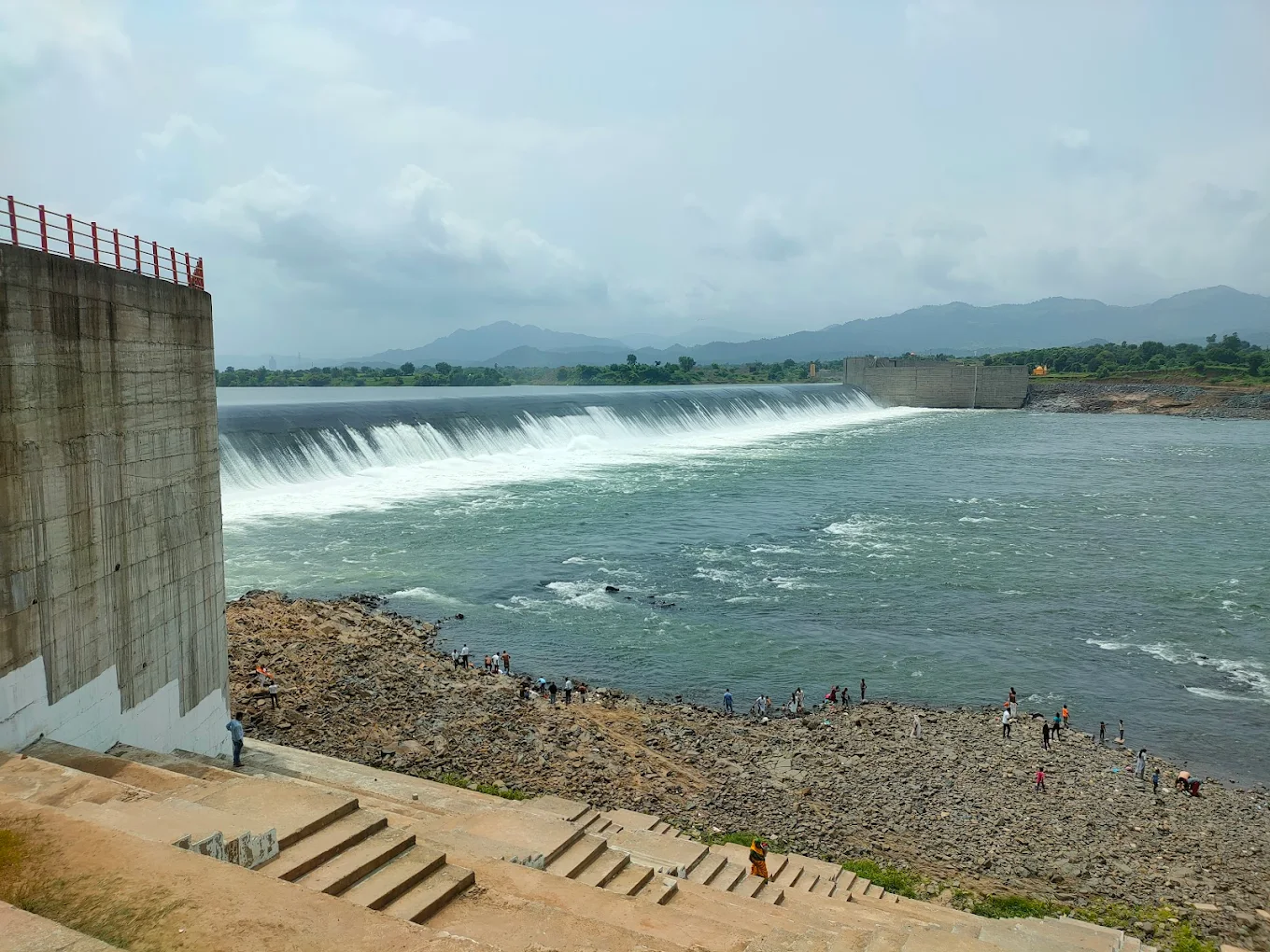 Garudeshwar, photo 1 of 9