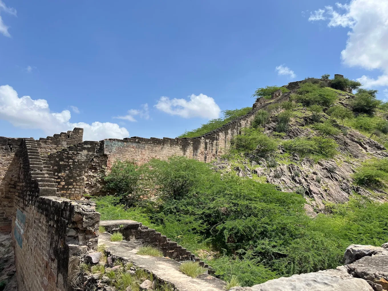 Bhujio Fort Gate, photo 1 of 10
