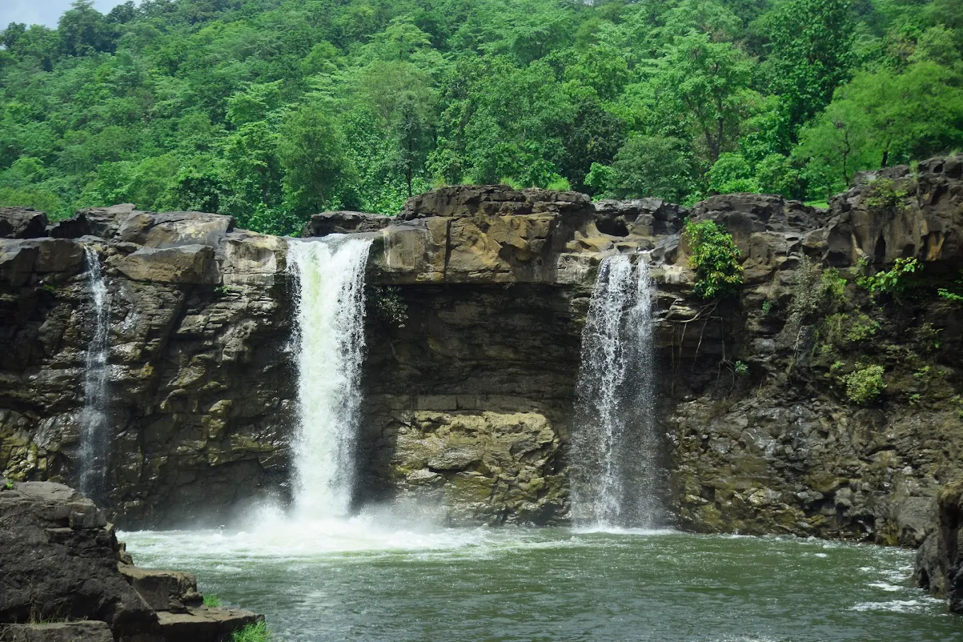Gira Waterfalls, photo 2 of 10