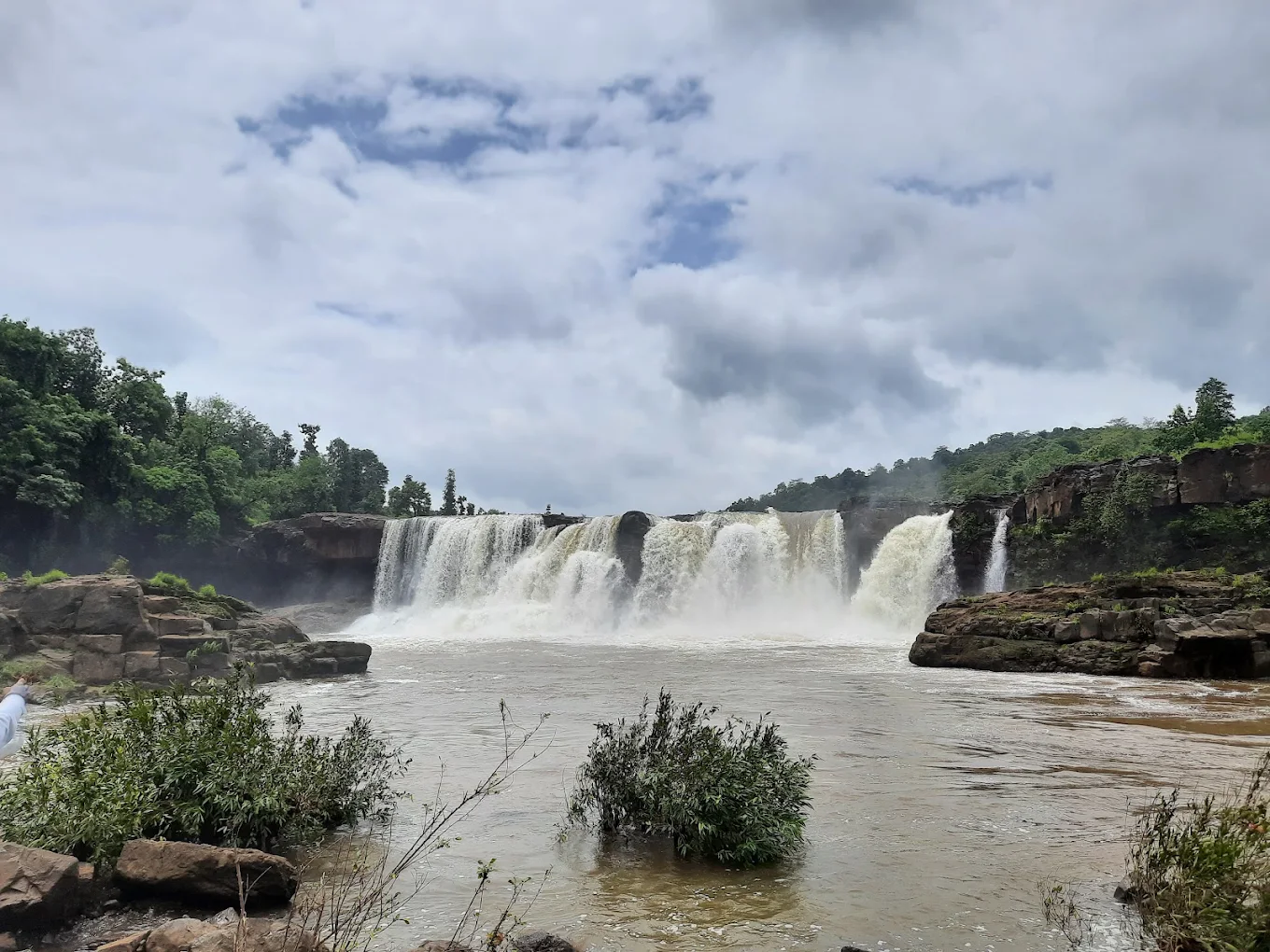 Gira Waterfalls, photo 3 of 10