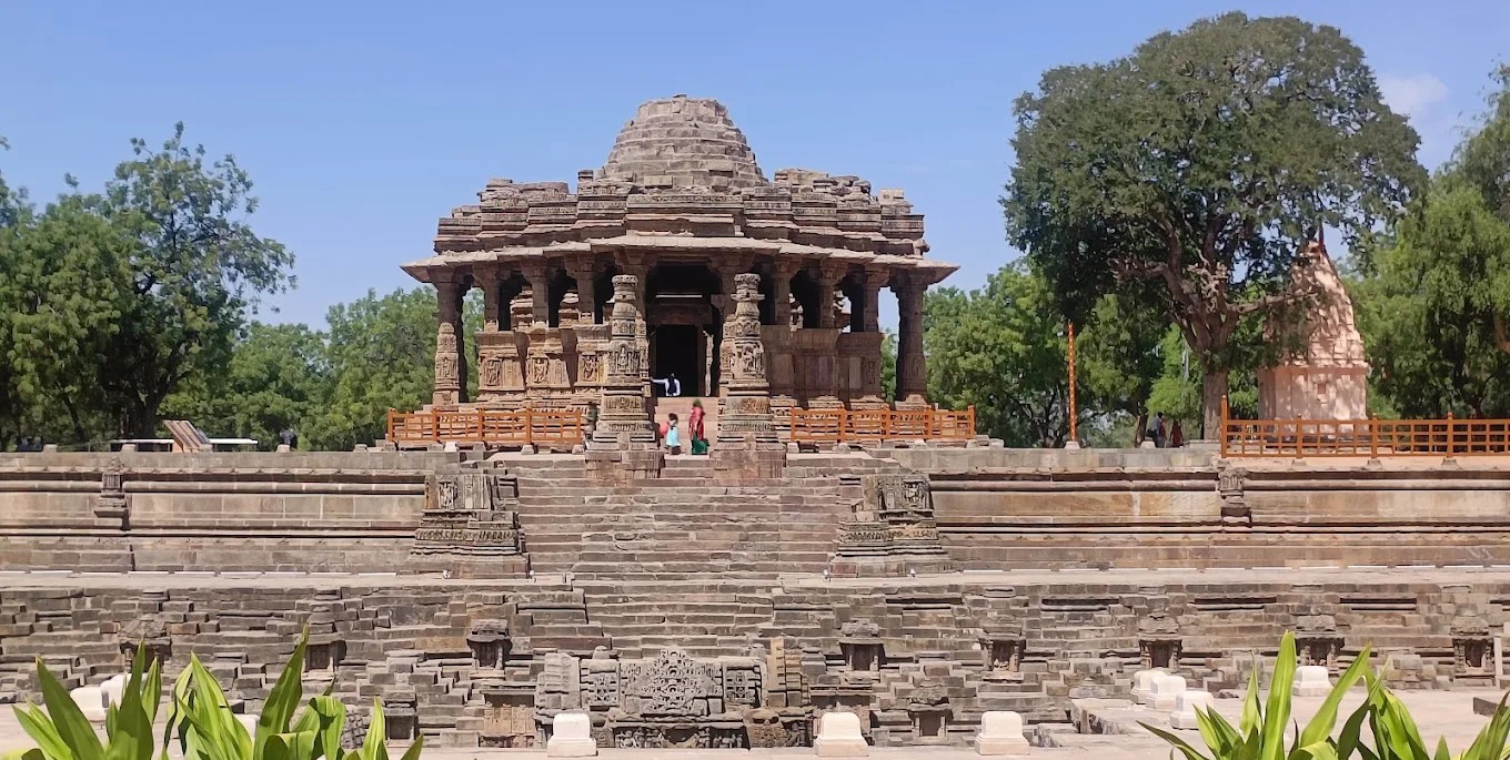 Modhera Sun Temple, photo 3 of 7
