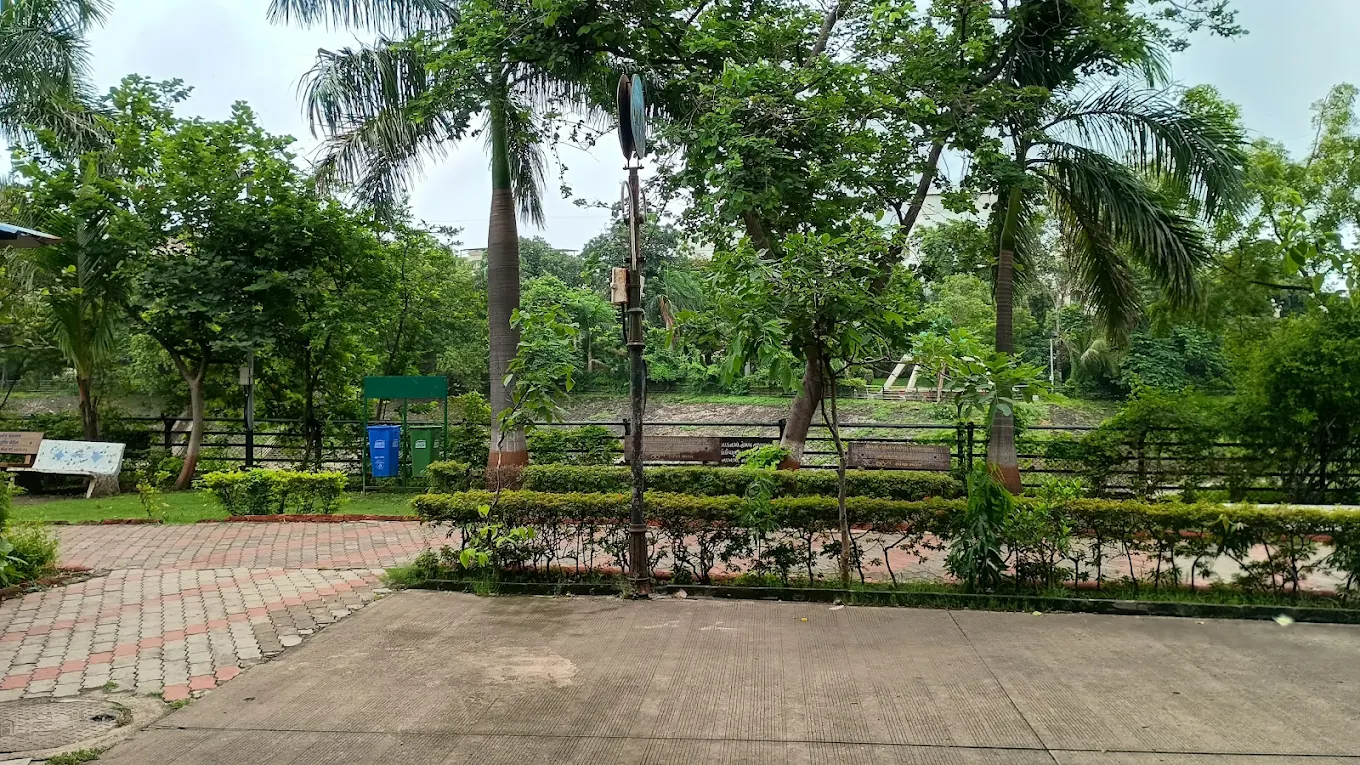 Kavi Kalapi Garden, photo 2 of 11