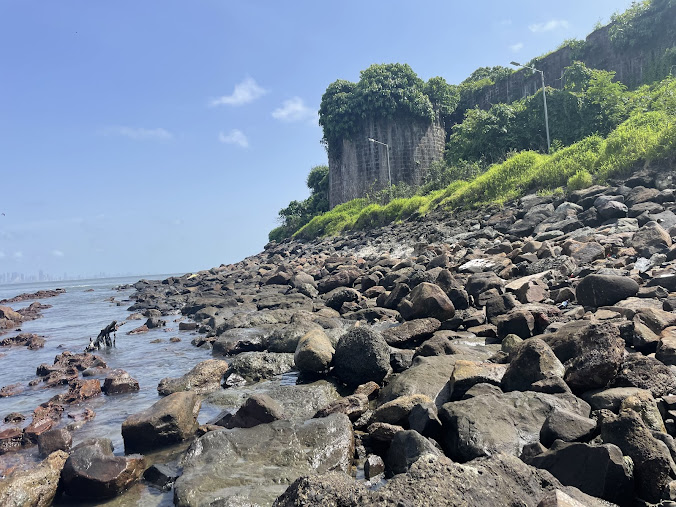 Aksa Beach, photo 2 of 10
