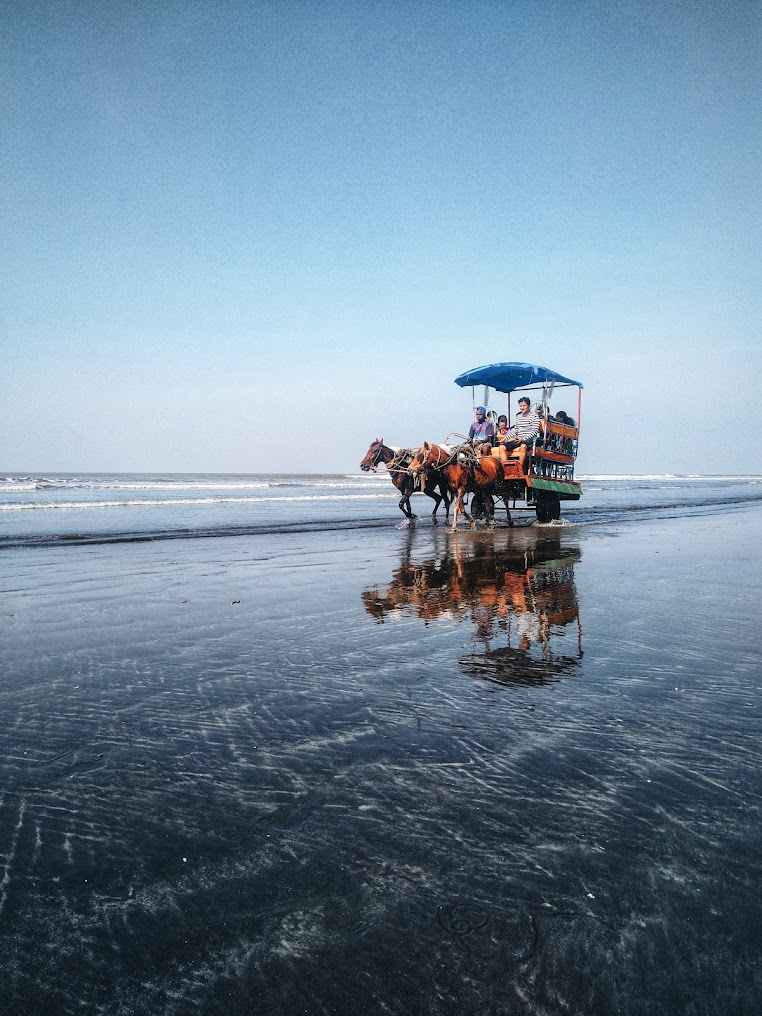 Kelva Beach, photo 2 of 7