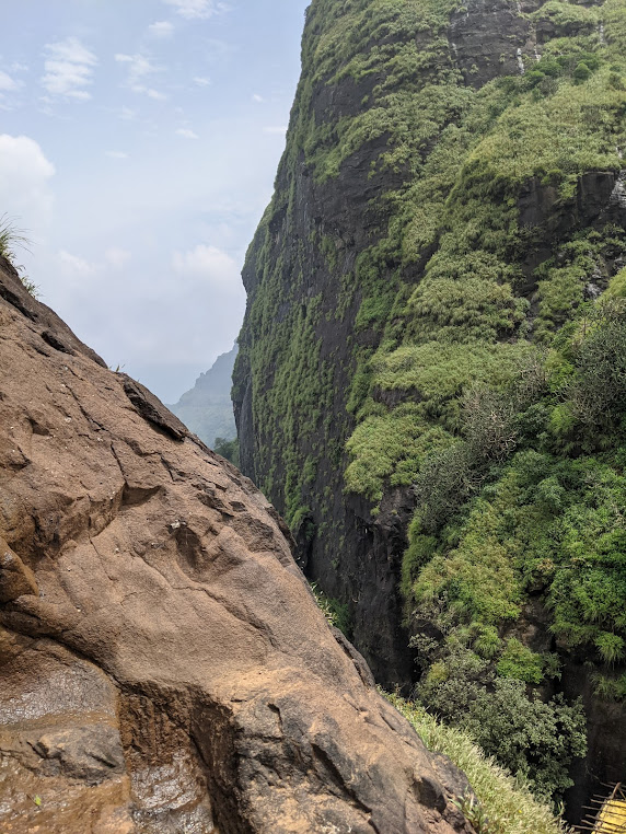 Kalavantin Durg Trek, photo 1 of 9