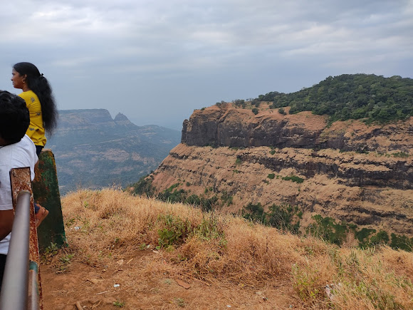Echo Point, photo 3 of 8