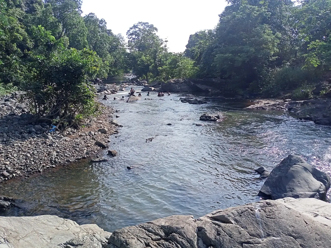 Chinchoti Waterfalls, photo 1 of 6