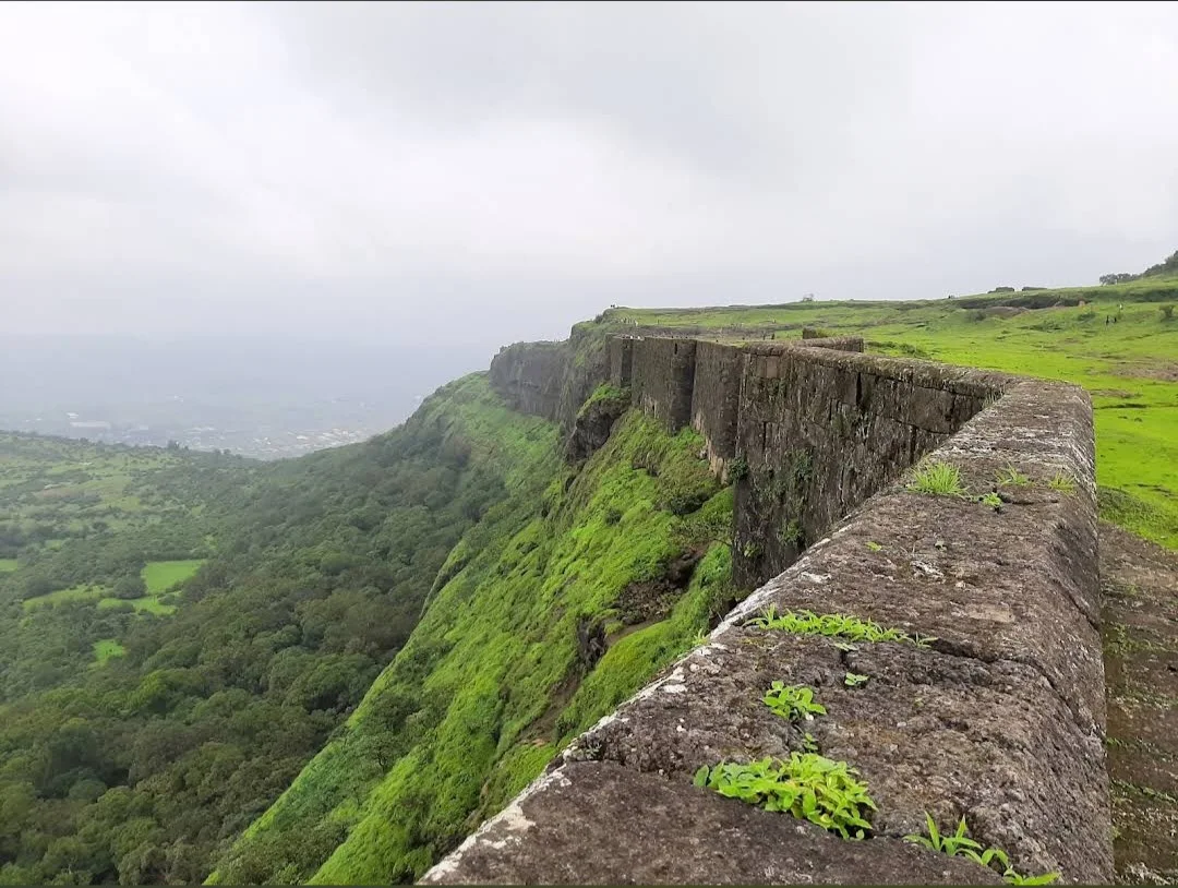 Visapur Fort, photo 1 of 11