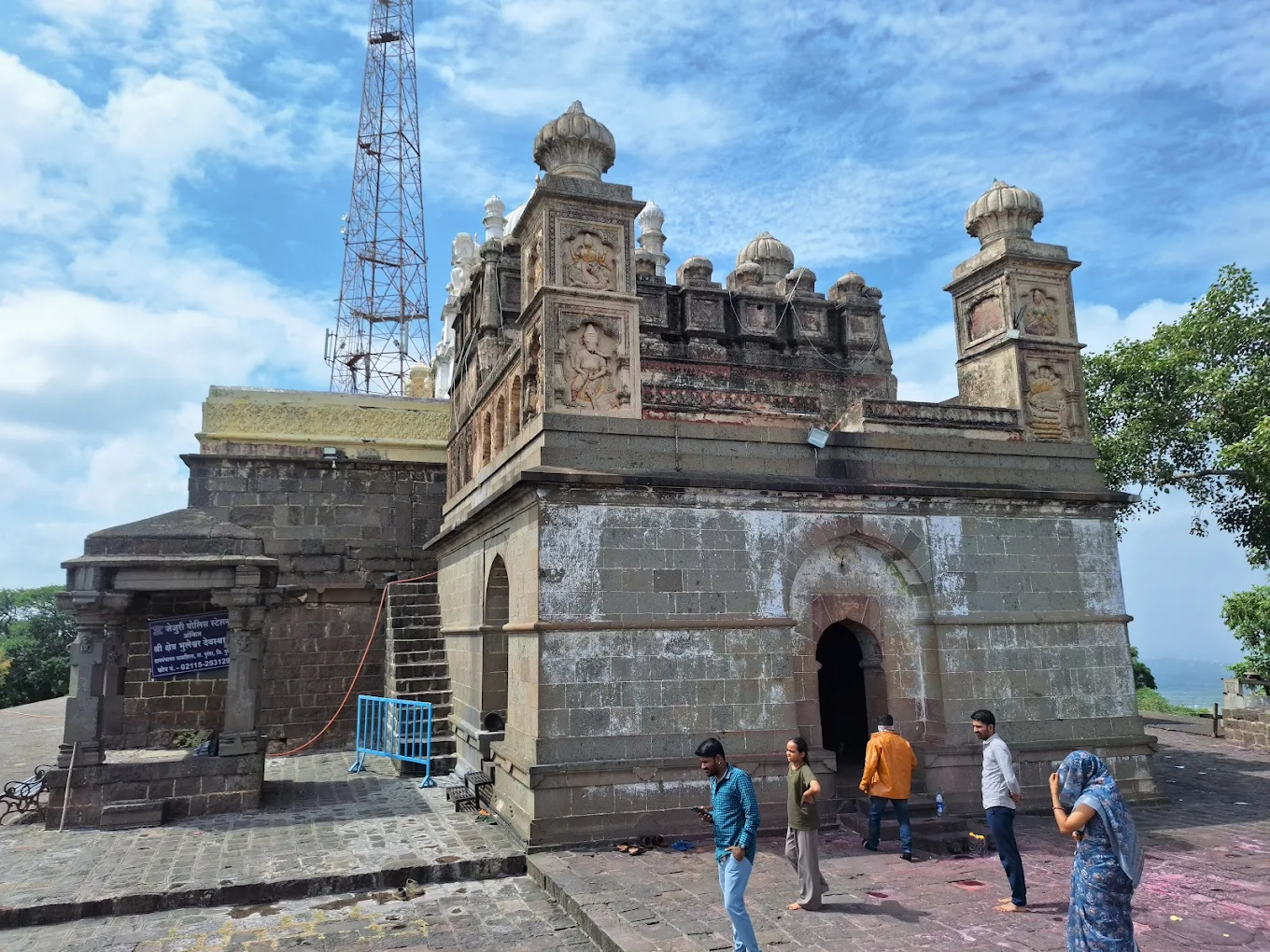 Shri Kshetra Baneshwar Devsthan Pune, photo 2 of 12