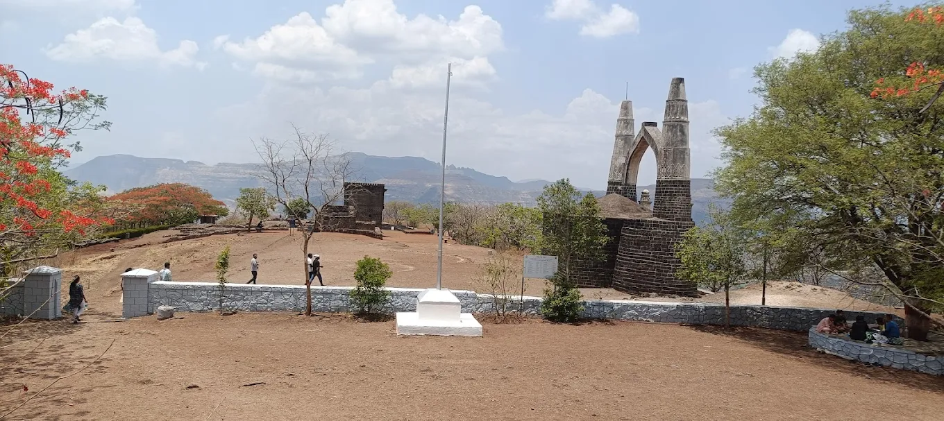 Shivneri Fort, photo 3 of 11