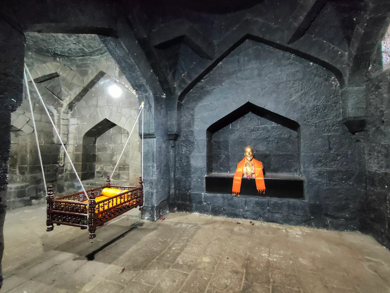 Shivneri Fort, photo 4 of 11