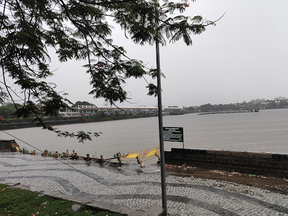 Futala Lake, photo 3 of 5
