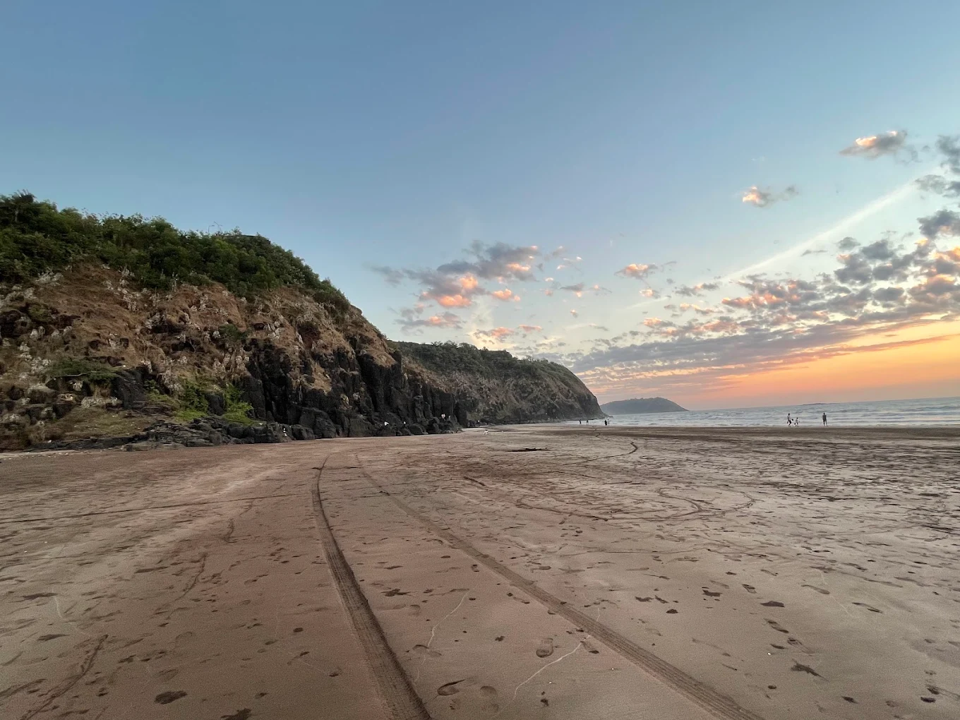 Bhatye Beach, photo 2 of 9