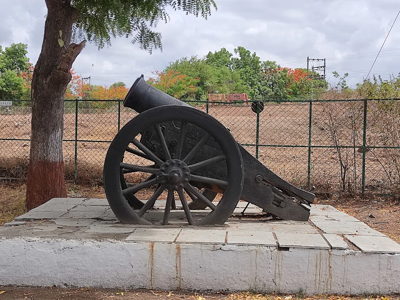 Ahmednagar Fort, photo 2 of 8