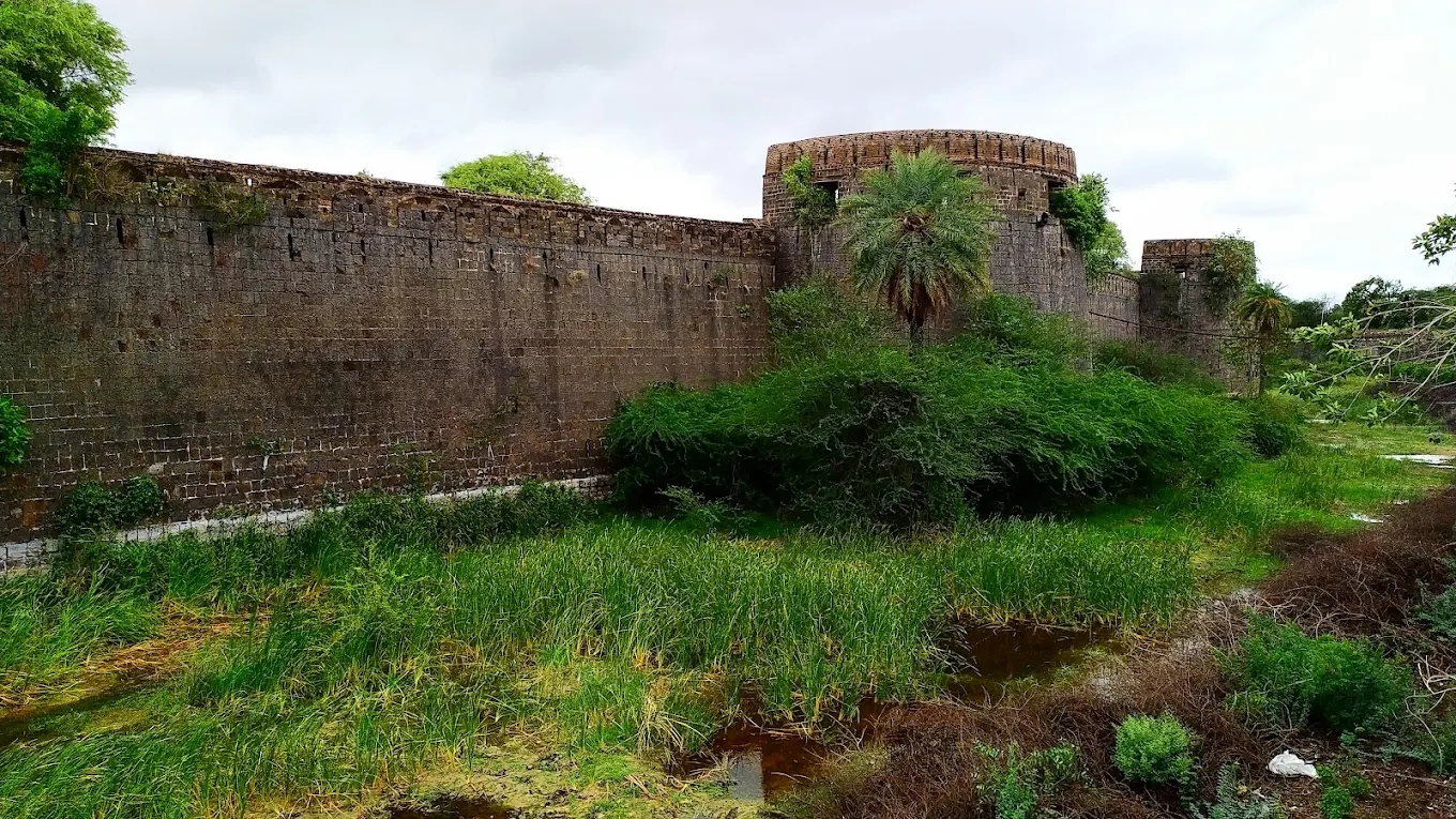 Ahmednagar Fort, photo 3 of 8