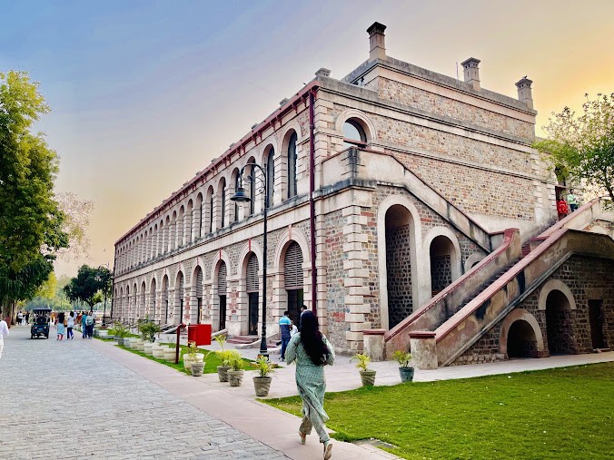 Chandni Chowk, photo 3 of 4