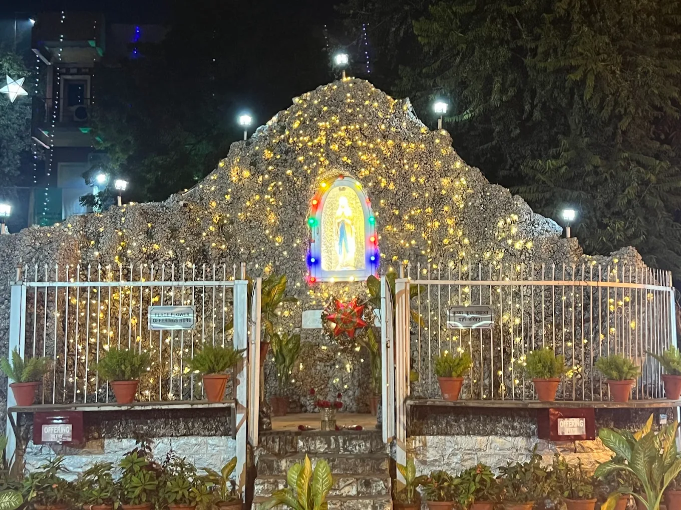 Sacred Heart Cathedral, photo 4 of 8