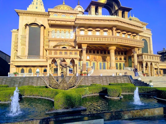 KINGDOM OF DREAMS, photo 2 of 8