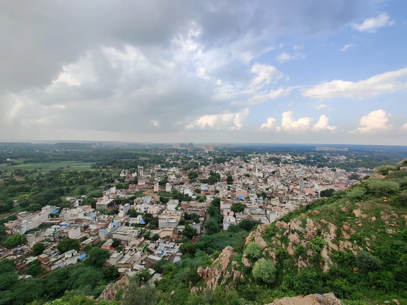 Sohna Hill View Point, photo 1 of 5
