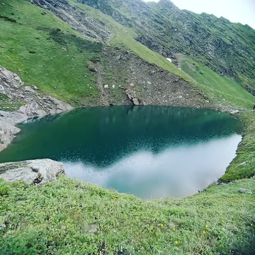 Beas Kund Trek, photo 1 of 7