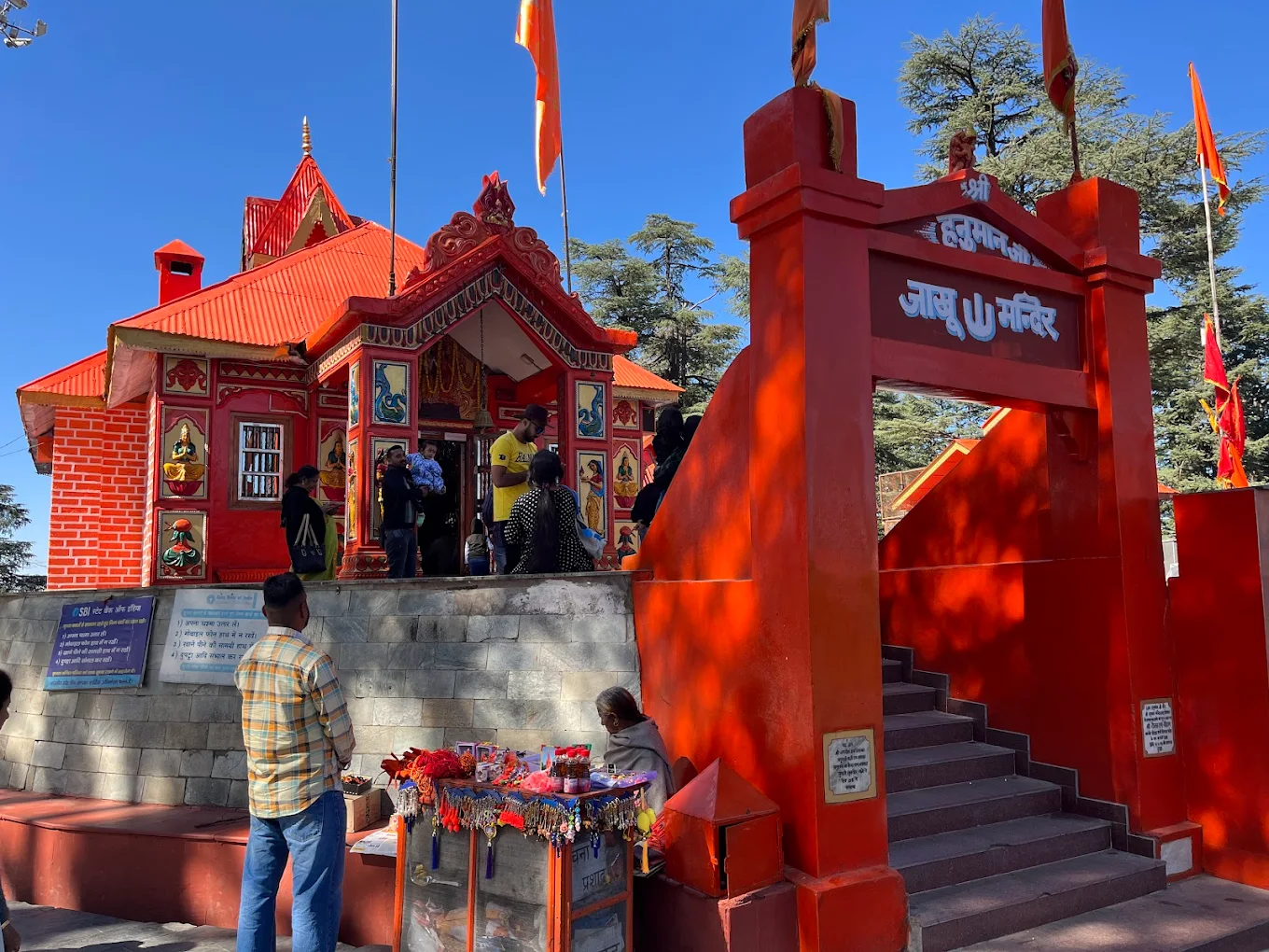 Shree Hanuman Temple, Jakhu, Shimla, photo 3 of 8