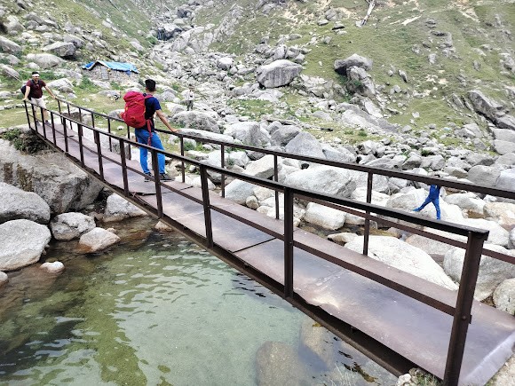 KARERI LAKE TREK, photo 2 of 8