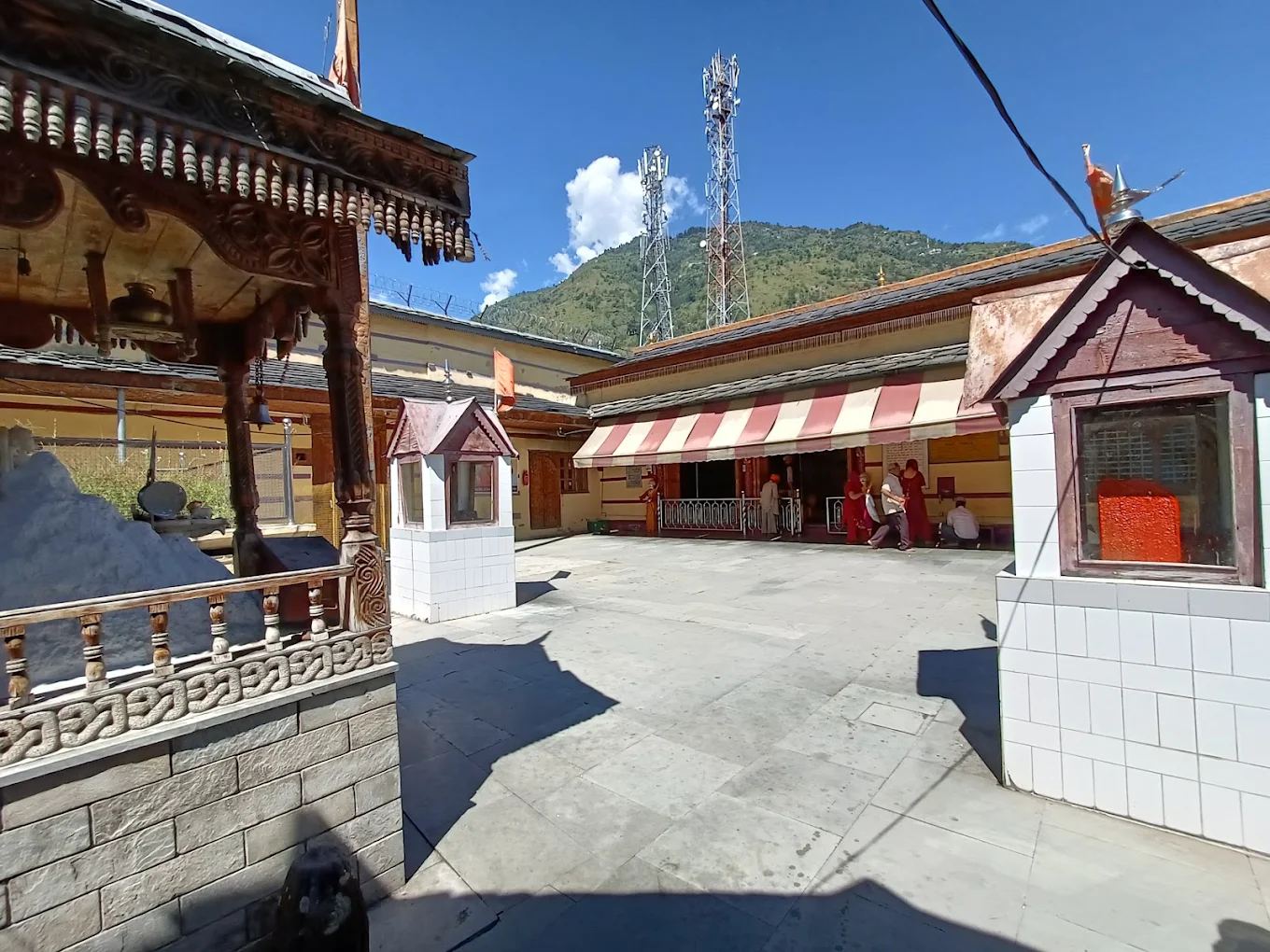 Sri Raghunath Temple, photo 4 of 9