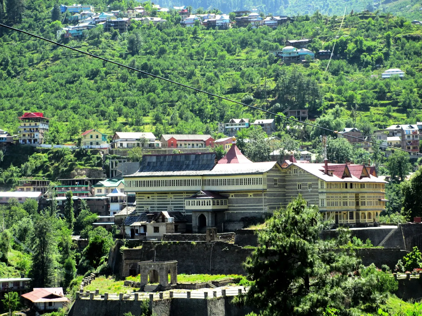 Jubbal Palace, photo 1 of 5
