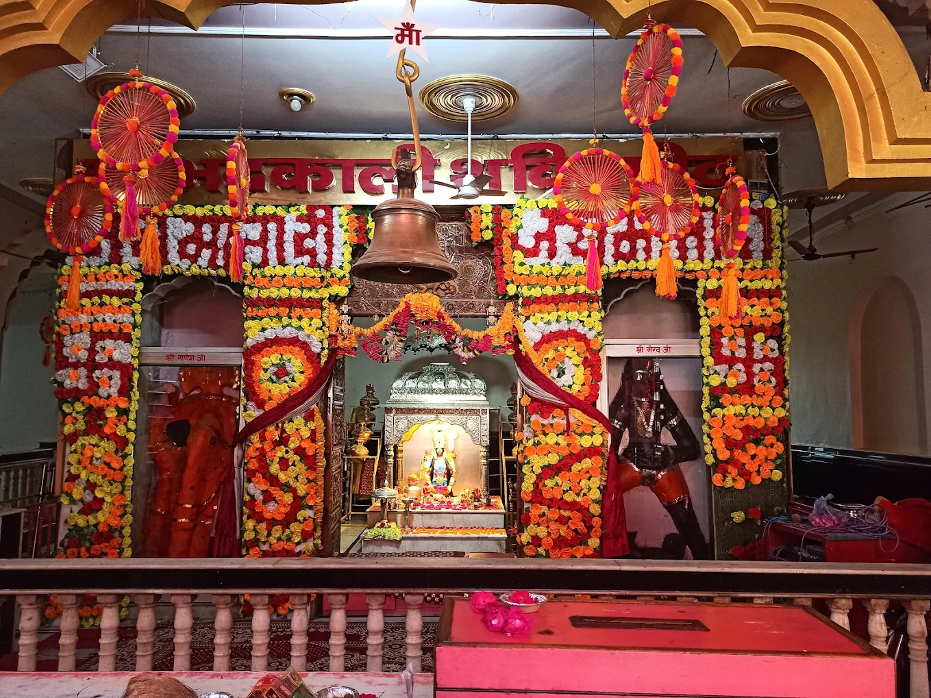 Shri Devikoop Bhadrakali Temple, photo 3 of 8