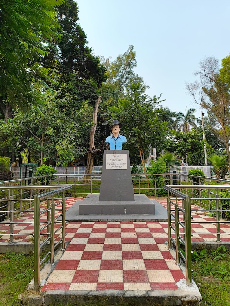 Karan Park, photo 2 of 8