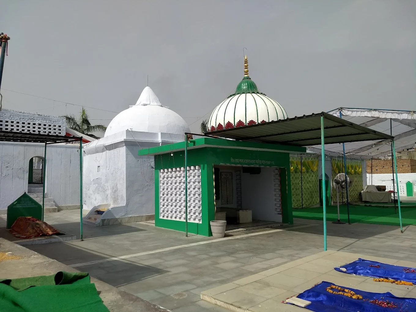 Dargah Char Qutub Hansi (Tomb of four Qutubs), photo 2 of 11