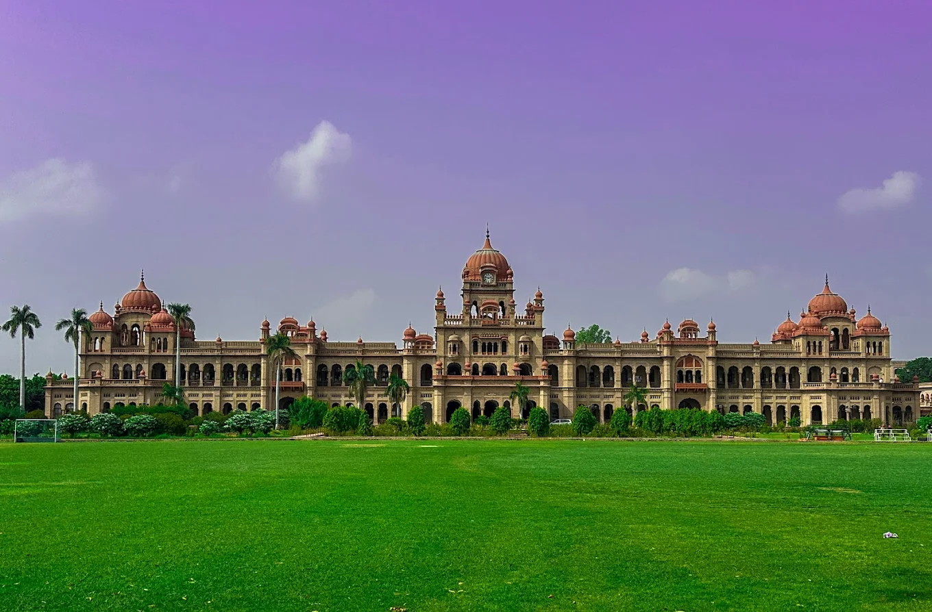 Khalsa College, photo 1 of 9