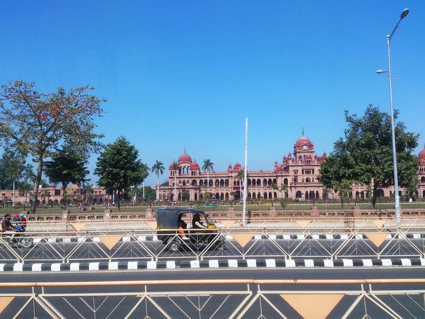 Khalsa College, photo 3 of 9